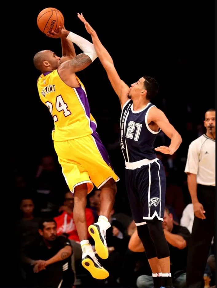 תוספים 2 חתיכות Kobe the Kobe Forever Basketball 8/24 לוגו כדורסל לוגו ברזל על תפור על תאי טלאי רקום סמל סמל