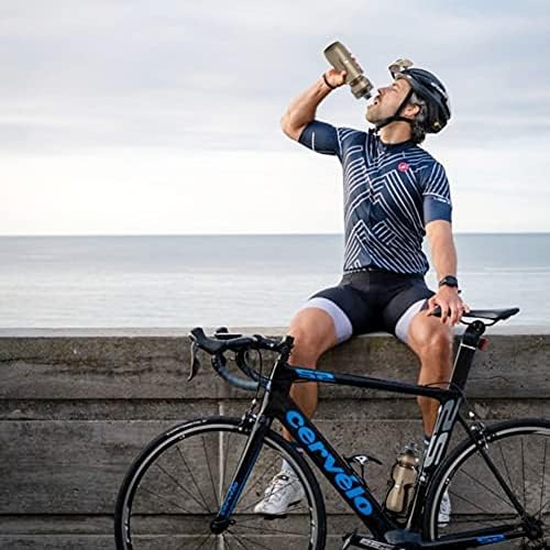 פשוט טהור טהור 22 עוז ללא BPA, ספורט ואופניים סחוט בקבוק מים על ידי אופניים מיוחדים