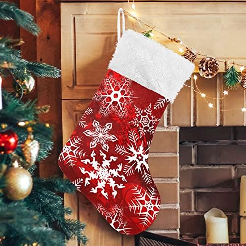 גרבי חג המולד של Alaza רקע אדום עם פתיתי שלג קלאסיים קלאסיים קישוטי גרב גדולים לעיצוב עונת החגים המשפחתית תפאורה 1 חבילה,